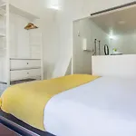 Апартаменты Paraiso Alfama Studio In *